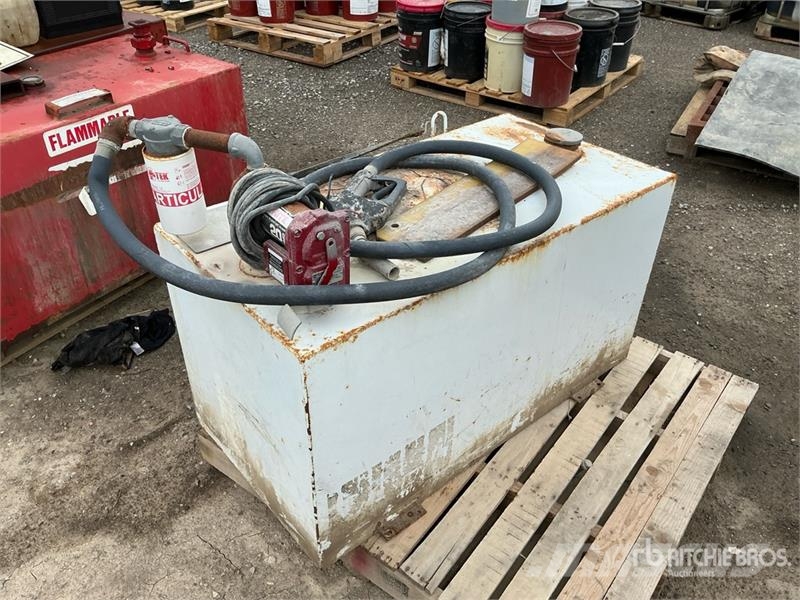  100 gal Steel Fuel Tank Fuel and additive tanks
