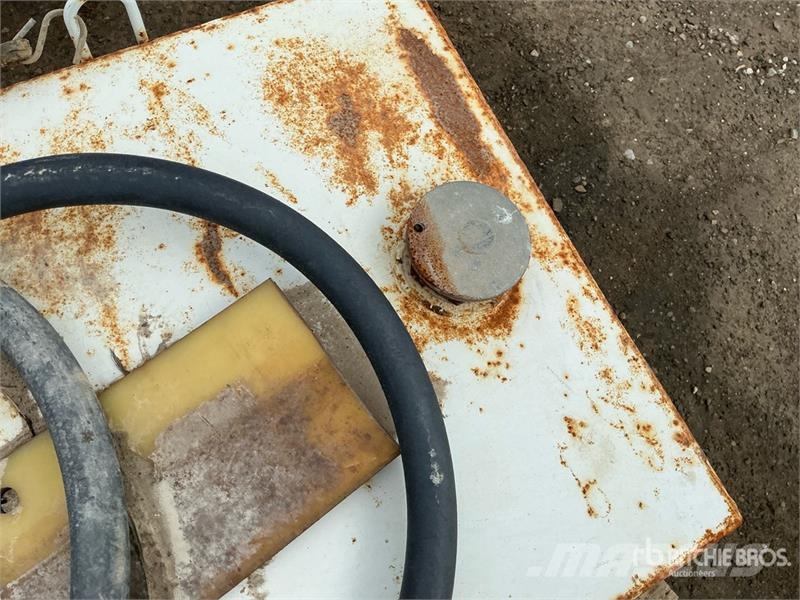  100 gal Steel Fuel Tank Fuel and additive tanks