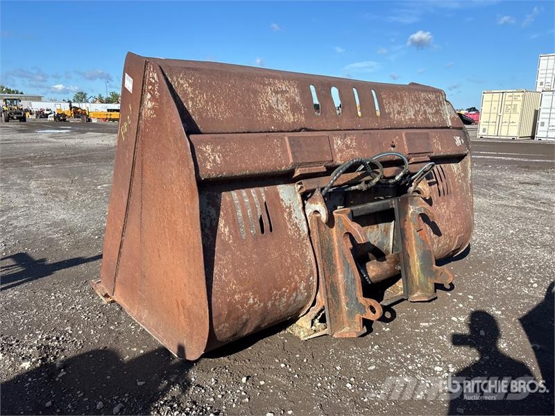 104 in Q/C High Dump Wheel Loader Bucket 挖斗