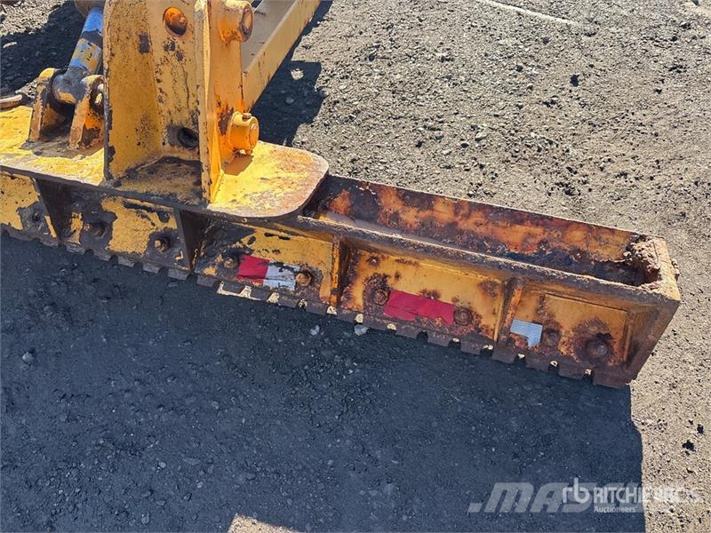  108 in Motor Grader Scarifier معدات البناء - غير ذلك