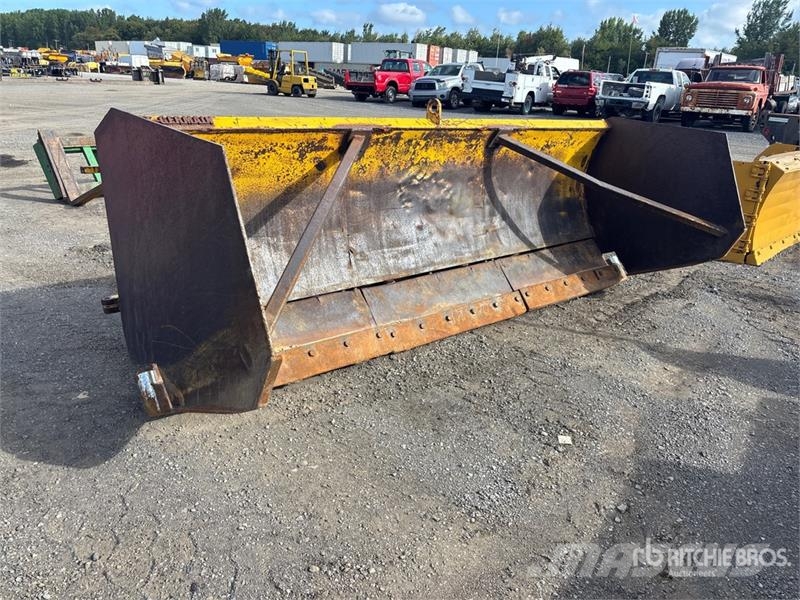  11 ft 2 Way Q/C Snow Pusher Snow blades and plows