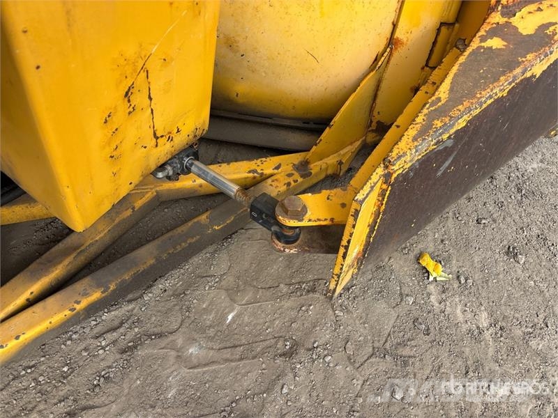 11 ft Snow Blower - Fits Wheel Loader Dezapezitoare