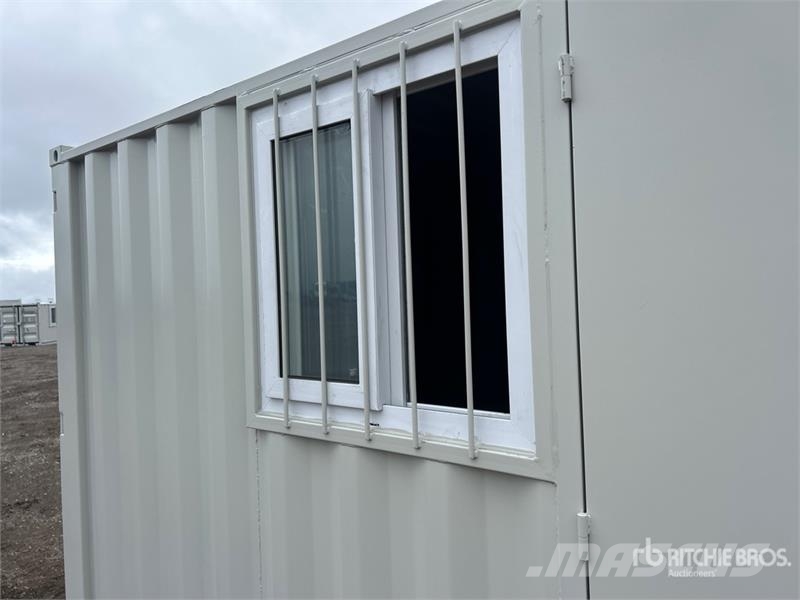 11 ft Storage Container Varastokontit