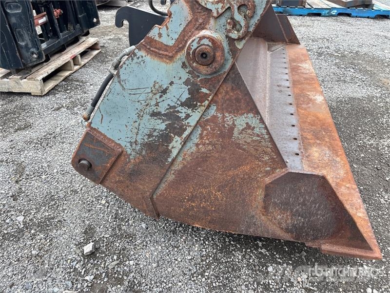 110 in Multi-Purpose Wheel Loader Bucket Kanalak