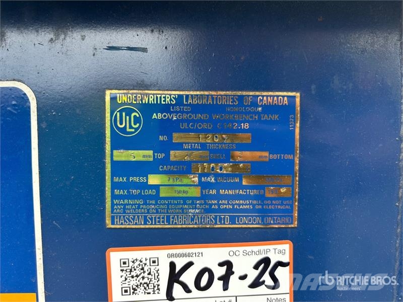  1100 L Oil Tank Depósitos de combustible y aditivos