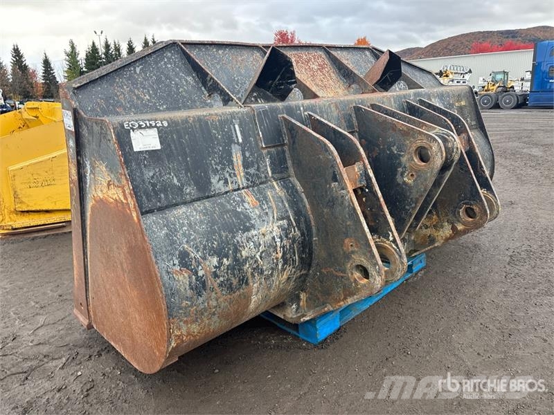 112 in 4 cyd Wheel Loader Bucket - Fits Case Kašike / Korpe