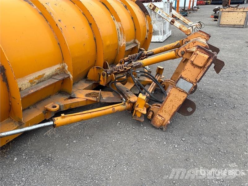  12 ft Hydraulic Reversing Snow Pusher - Fits Wheel Lumiaurat