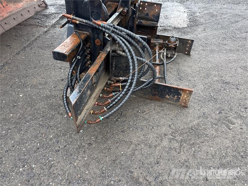 12 ft Hydraulic Reversing Snow Plow Sneskovle og -plove