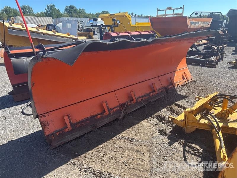 12 ft Reversing Snow Plow Снегочистачки
