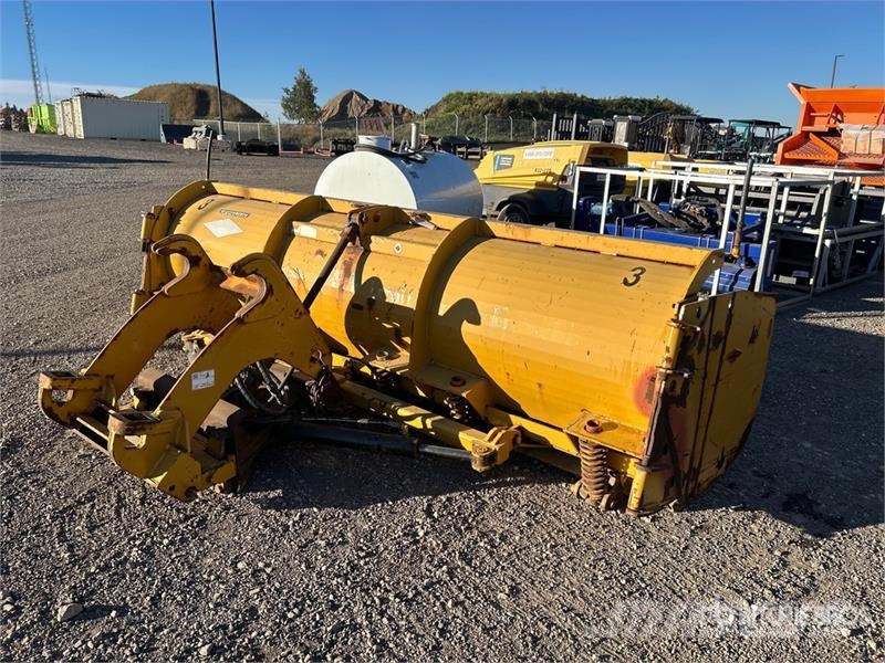  12 ft Snow Plow حراثات ونصول الجليد
