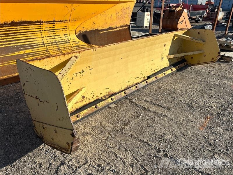  12 ft Snow Pusher Chasse neige