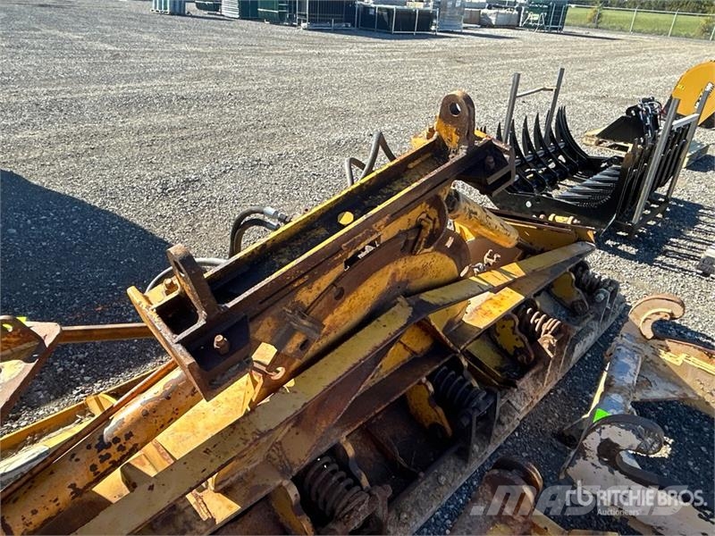 12 ft Snow Pusher - Fits Backhoe Loader Снігоочищувальні ножі та плуги