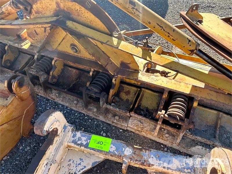 12 ft Snow Pusher - Fits Backhoe Loader Снігоочищувальні ножі та плуги