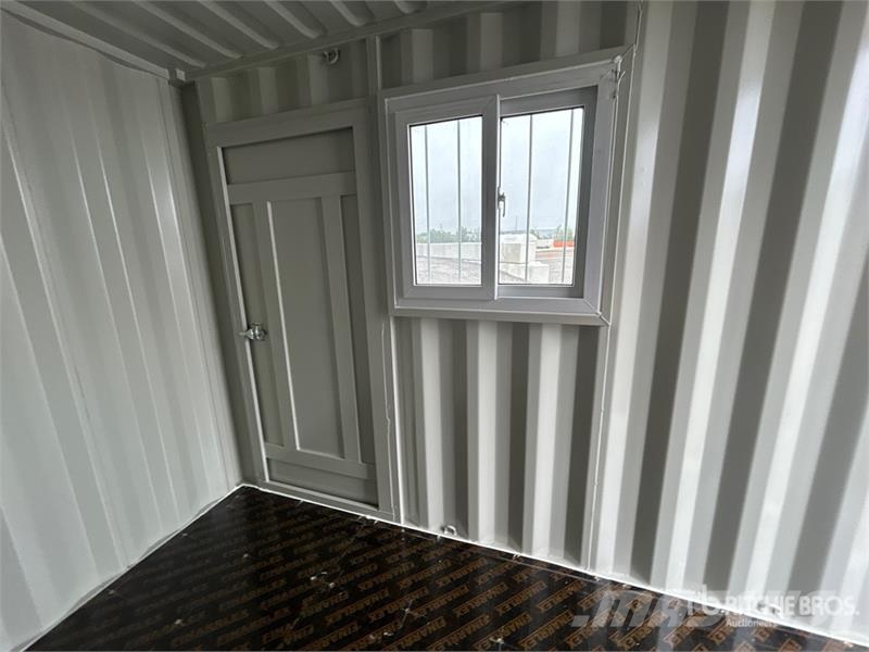 12 ft Storage Container Varastokontit
