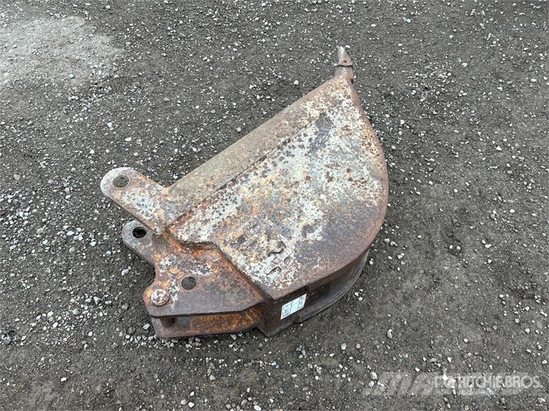  13 in Digging Backhoe Rear Bucket دلاء