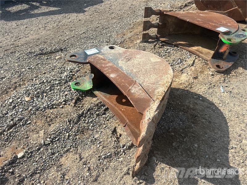 13 in Digging Bucket Kanalak