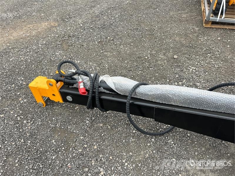  135 in Telescopic Boom مكونات أخرى
