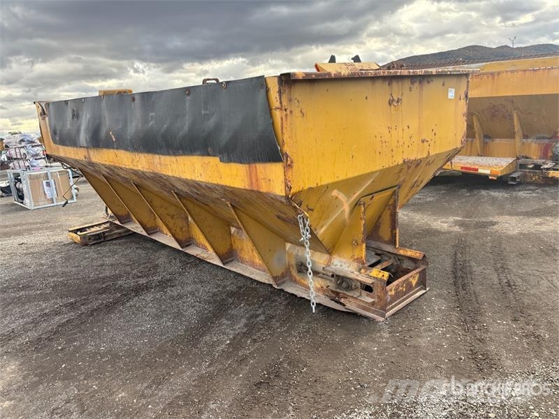 14 ft Salt Spreader Sableuse et saleuse