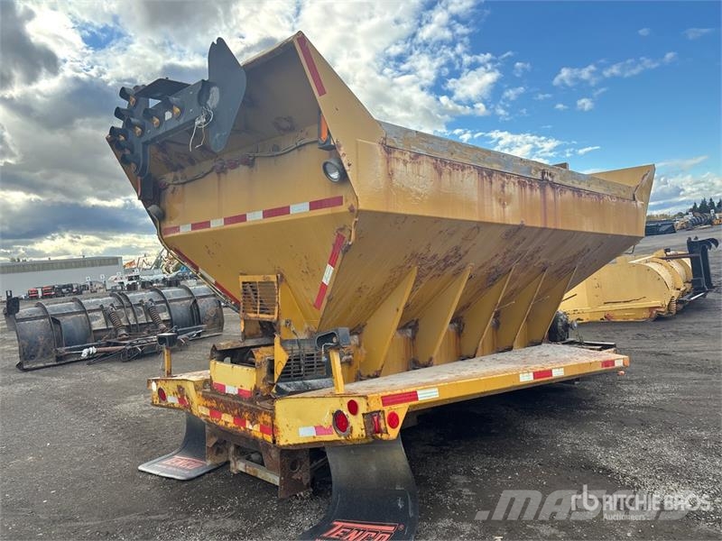 14 ft Salt Spreader Posipači soli i peska