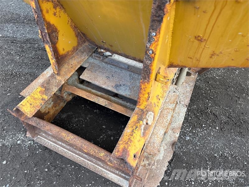 14 ft Salt Spreader Sableuse et saleuse