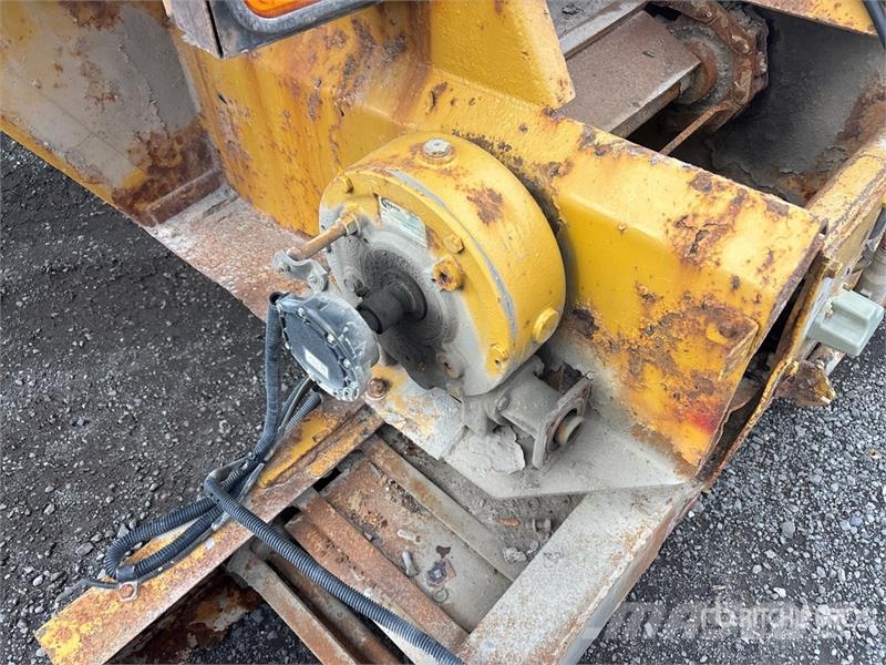 14 ft Salt Spreader Sableuse et saleuse