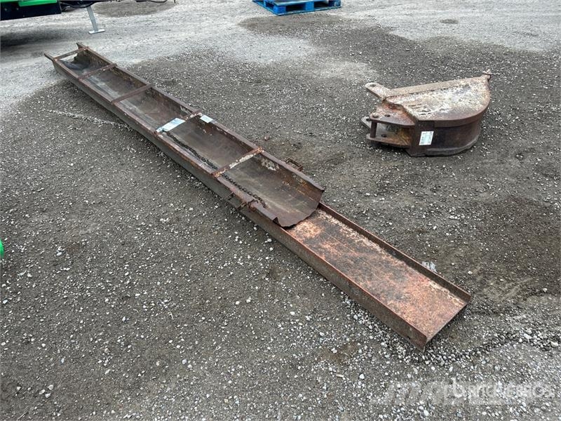 14 in x 12 ft and 12 in by ft 9 in Cement Chute Andre komponenter