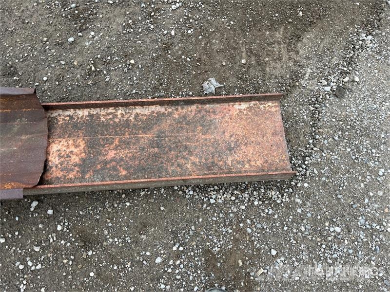 14 in x 12 ft and 12 in by ft 9 in Cement Chute Andre komponenter