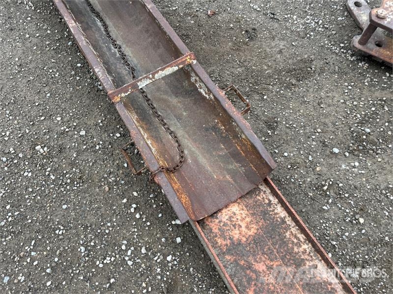 14 in x 12 ft and 12 in by ft 9 in Cement Chute Andre komponenter