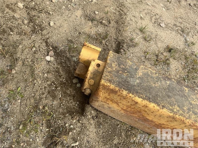 156 in Straight Dozer Blade - Fits Cat D8 Tolólapok