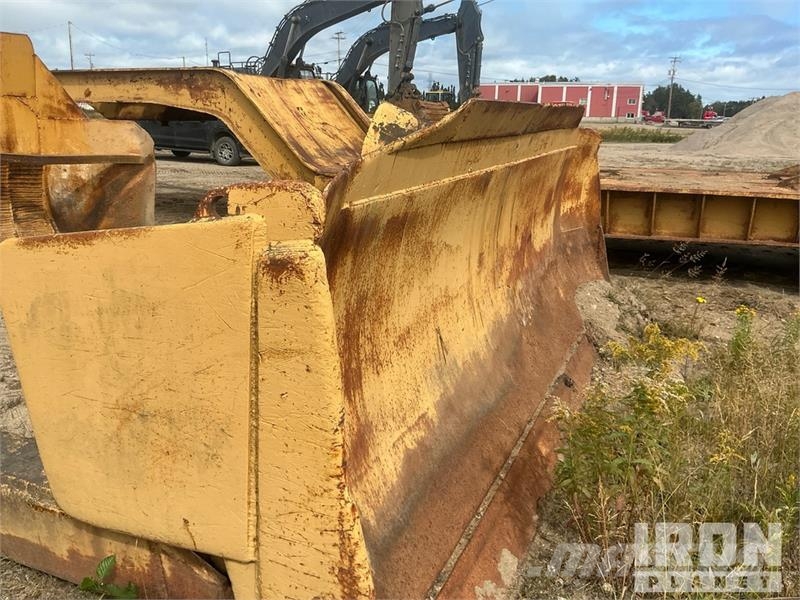 156 in Straight Dozer Blade - Fits Cat D8 Tolólapok