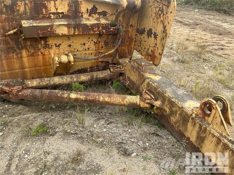 156 in Straight Dozer Blade - Fits Cat D8 Tolólapok