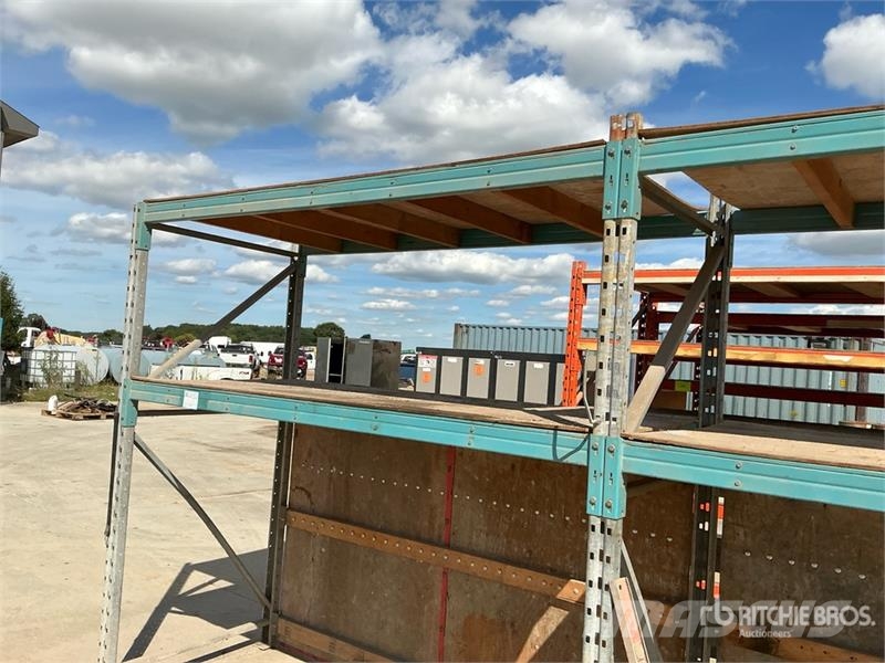  16' 4" x 41.5" Shelving Drugi deli