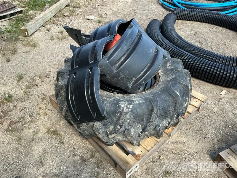 16.9-24 Tires Gume, točkovi i felne