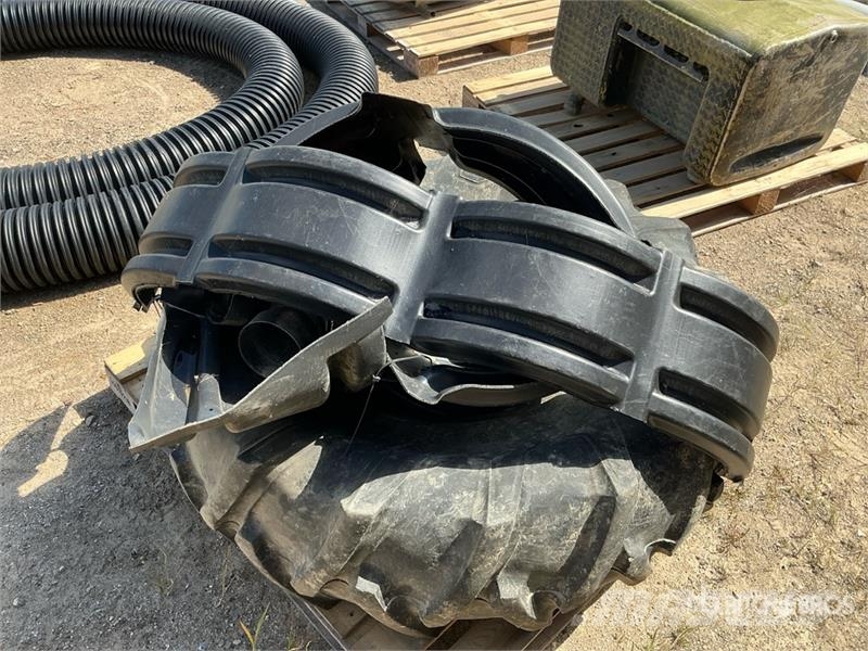 16.9-24 Tires Gume, točkovi i felne
