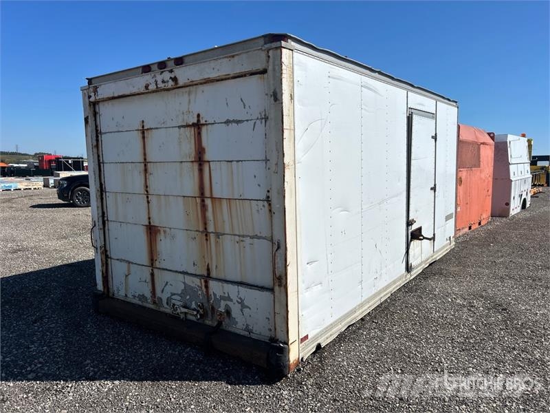 16 ft 10 in x W 8 ft x 8 ft Van Truck Body Transportes - Outros