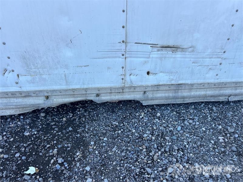 16 ft 10 in x W 8 ft x 8 ft Van Truck Body Transportes - Outros
