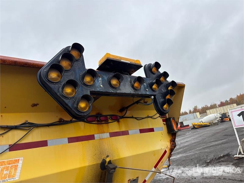 16 ft Salt Spreader Posipači soli i peska