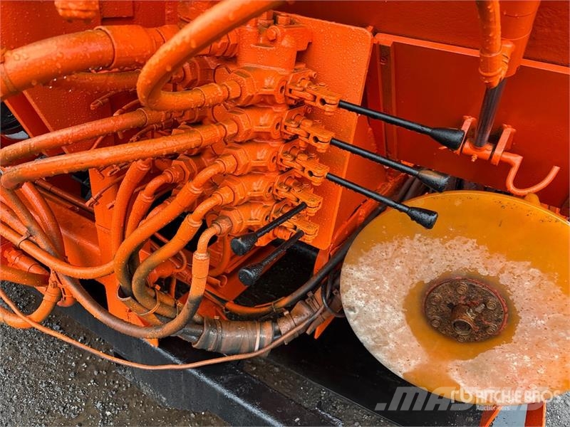  16 ft Salt Spreader Розсіювачі солі та піску