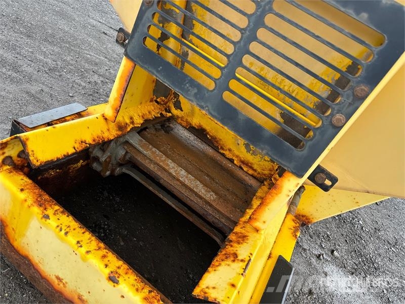 16 ft Salt Spreader Posipači soli i peska