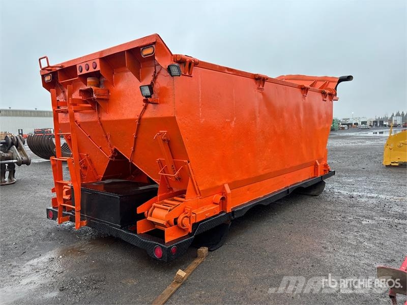  16 ft Salt Spreader Розсіювачі солі та піску