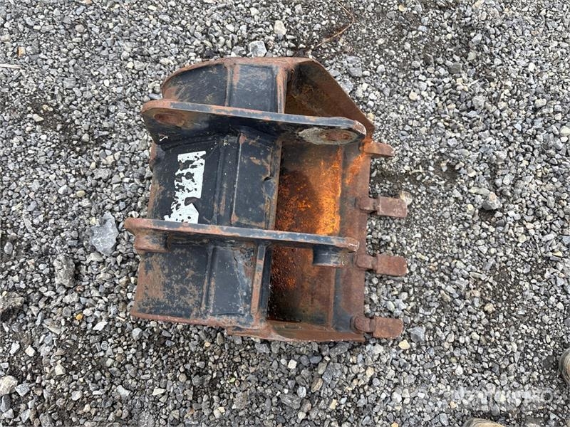 16 in Digging Backhoe Rear Bucket Kanalak