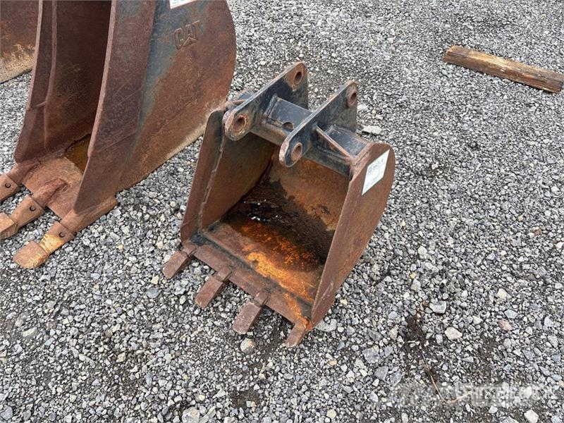 16 in Digging Backhoe Rear Bucket Kanalak