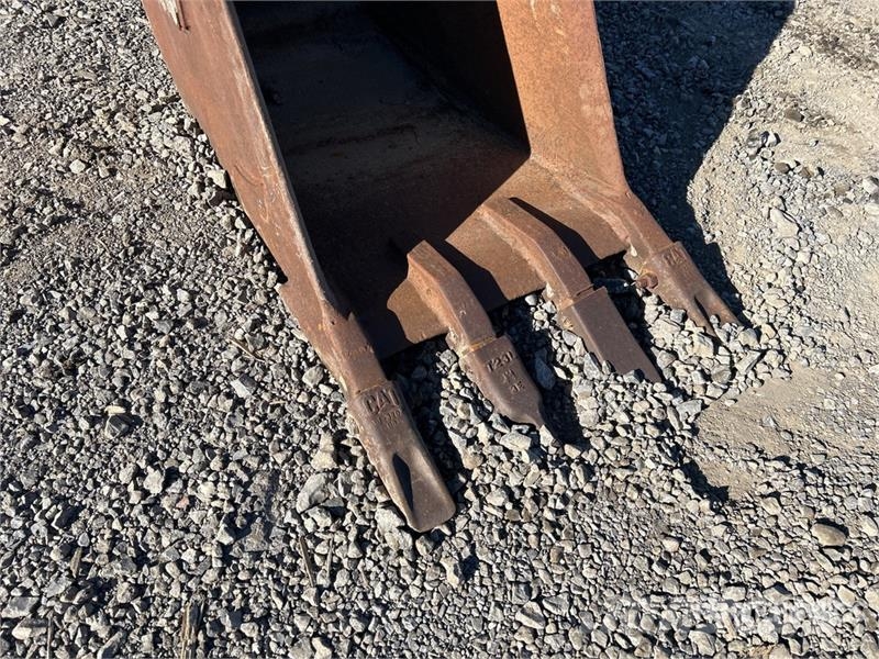 16 in Digging Excavator Bucket Buckets