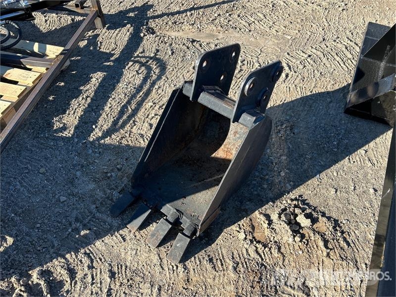16 in Digging Excavator Bucket Buckets