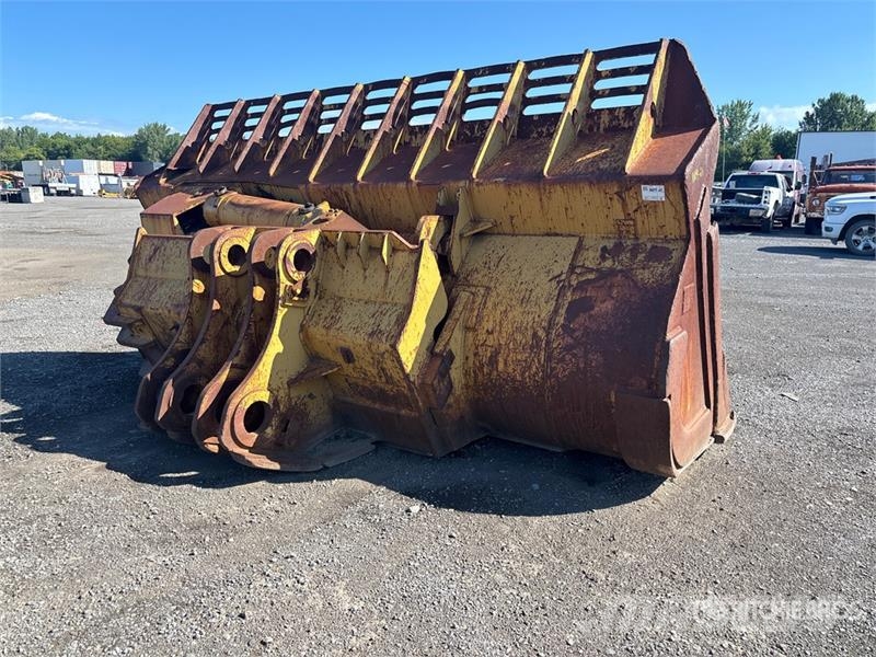  168 in Tilting Wheel Loader Bucket - Fits Cat 988 Godet