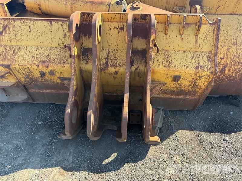  168 in Tilting Wheel Loader Bucket - Fits Cat 988 Godet
