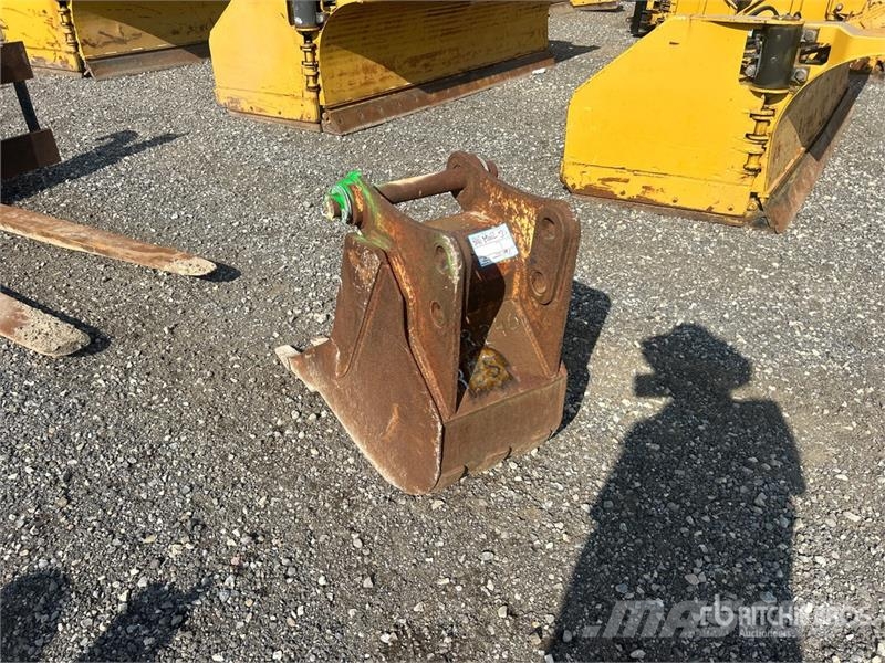 18 in Digging Bucket Kanalak