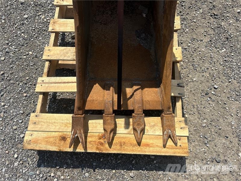  18 in Q/C Digging Excavator Bucket Godet