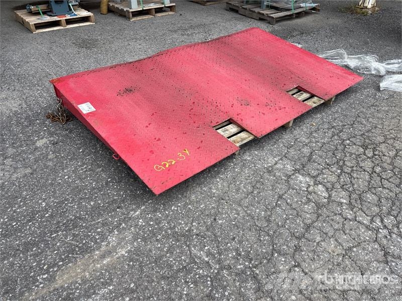 18000 lb Container Ramp Sonstige Baumaschinen