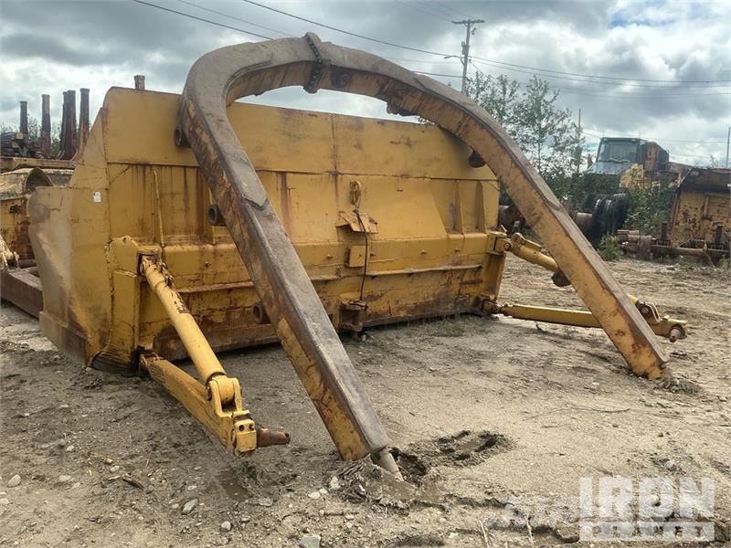 192 in Angle Plate Dozer Attachment - Fits Cat D8 Other